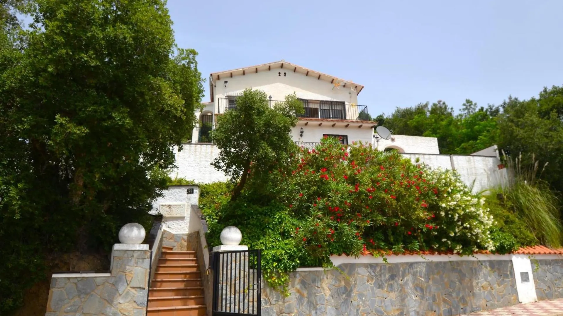 Villa Maddy 9 Personas Lloret De Mar